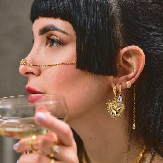 Orecchini a cerchietto con Cuore Sacro / Ex Voto pententi placcati in oro 18k