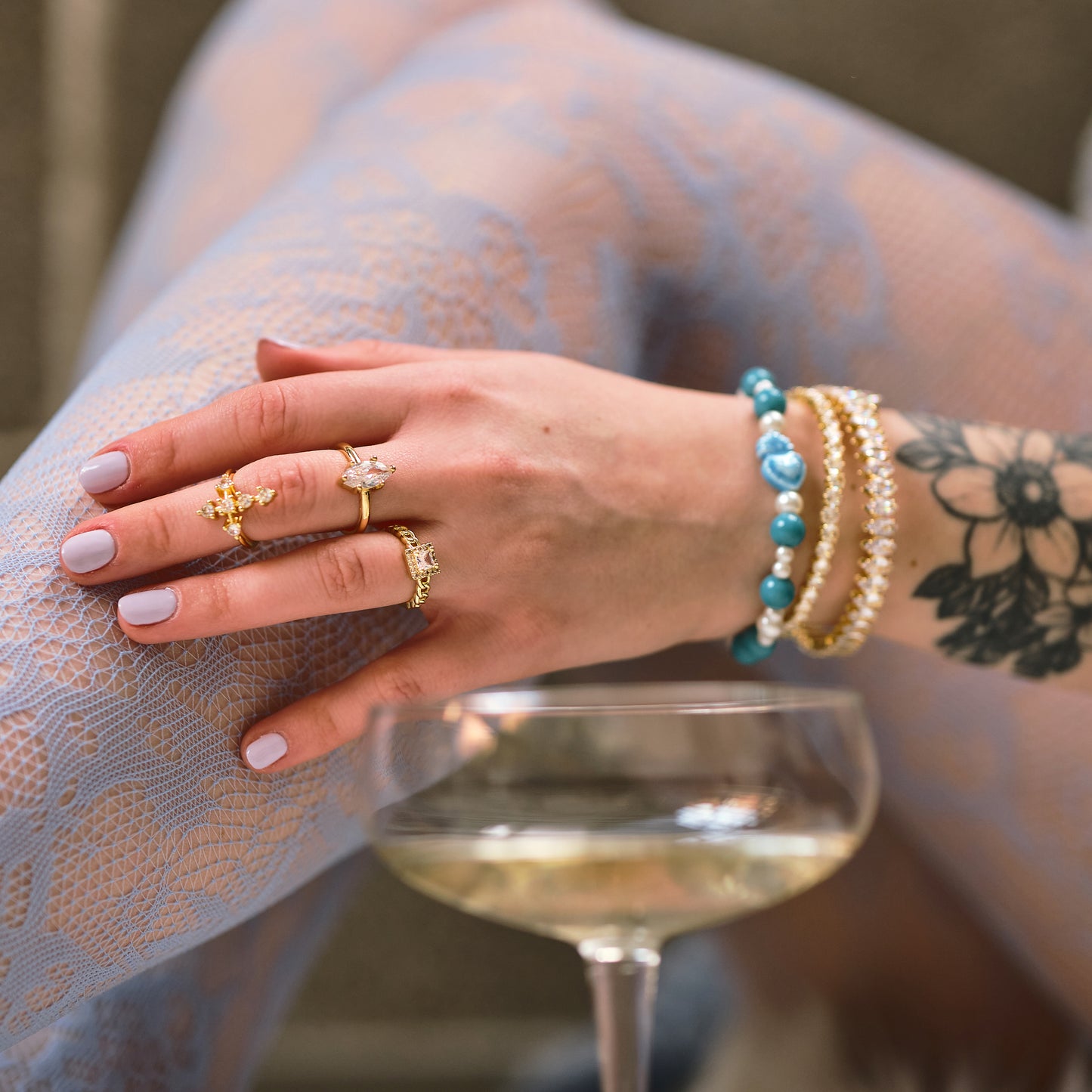 Anello con Croce di Zirconia Cubica placcato in oro 18k