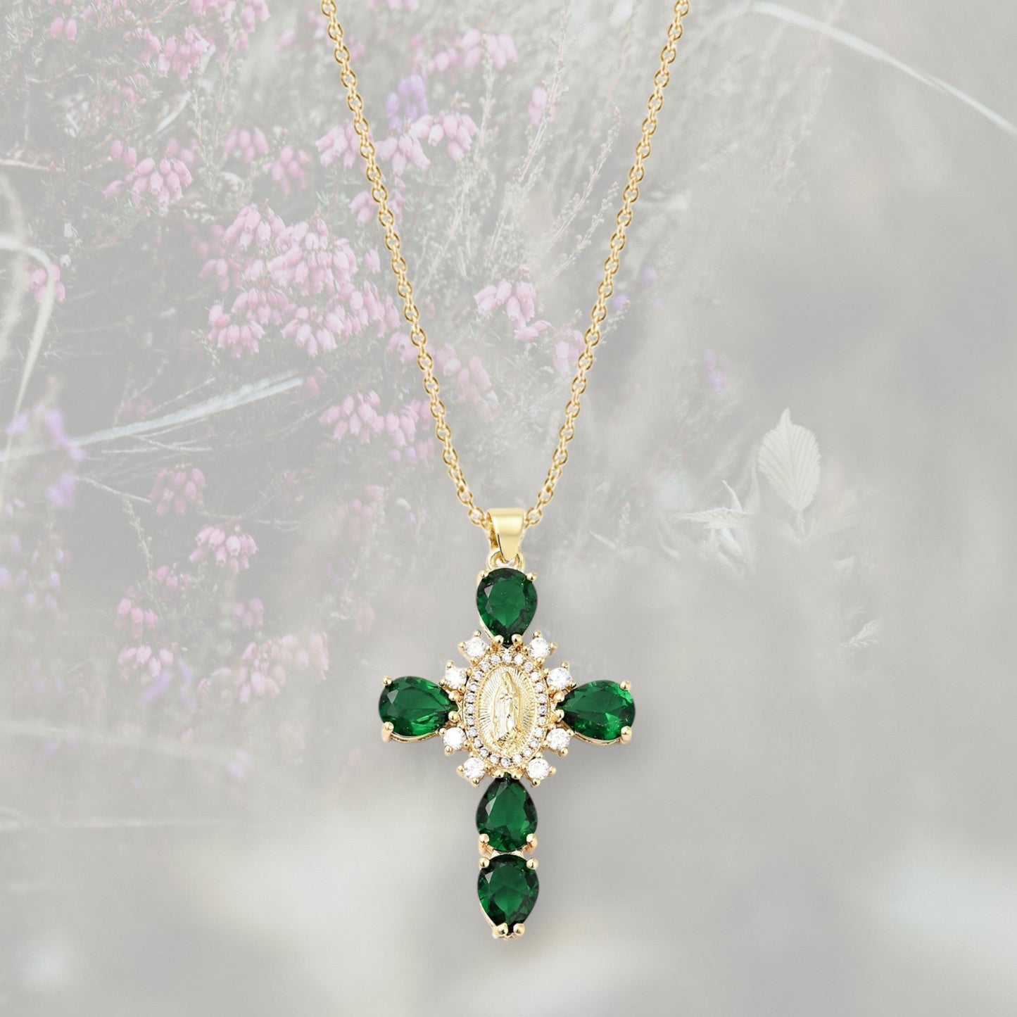 Collana con Croce pendente misura grande, con Zirconia Cubica colorata placcata in oro
