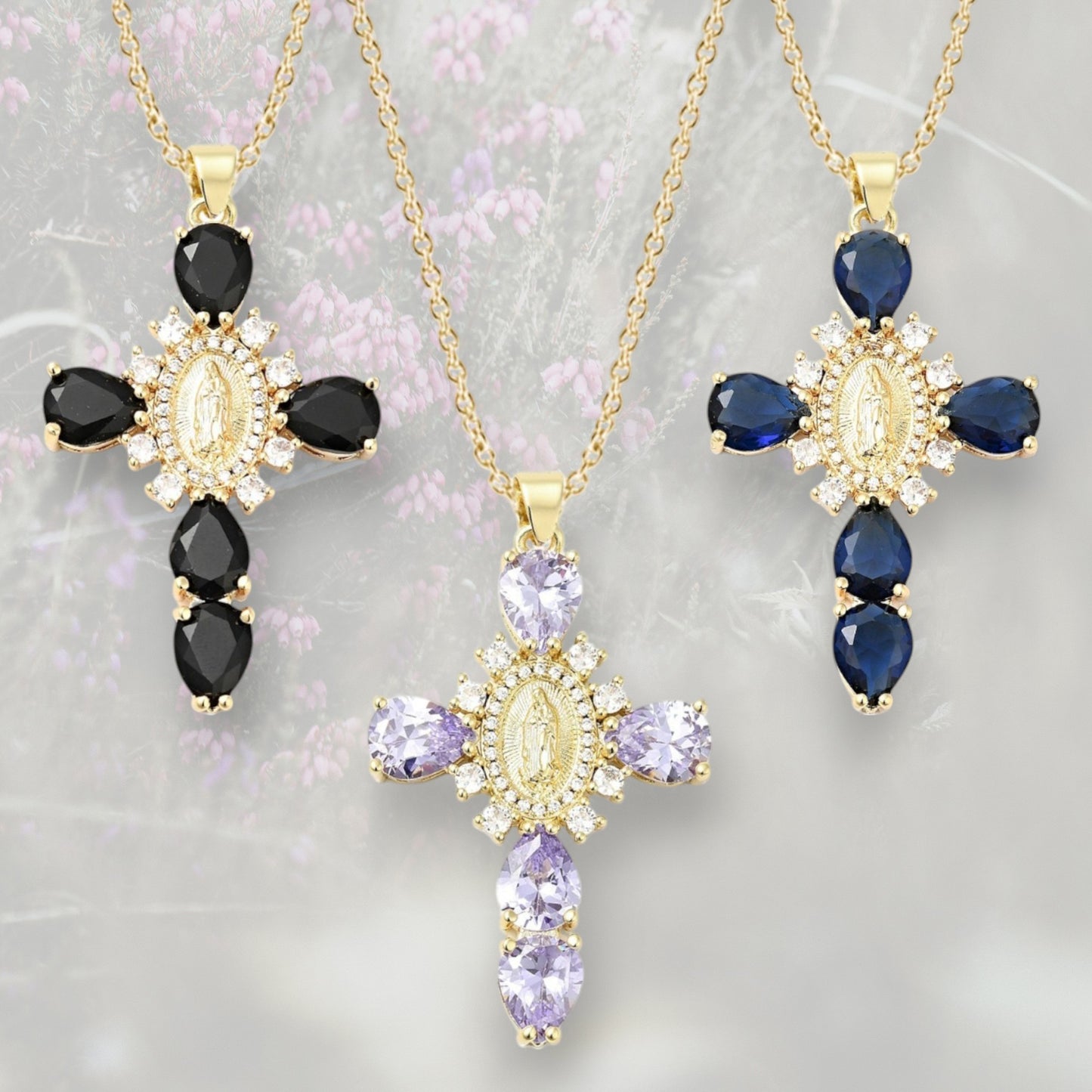 Collana con Croce pendente misura grande, con Zirconia Cubica colorata placcata in oro