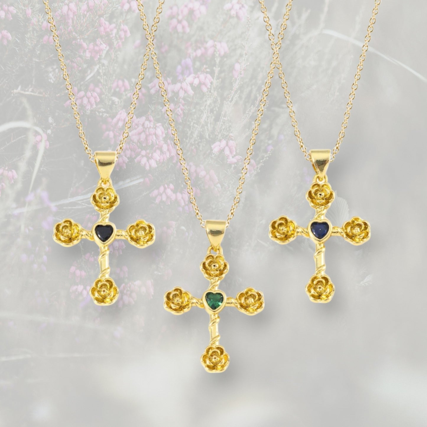 Ciondolo Croce con rose con Zirconia Cubica placcato in oro
