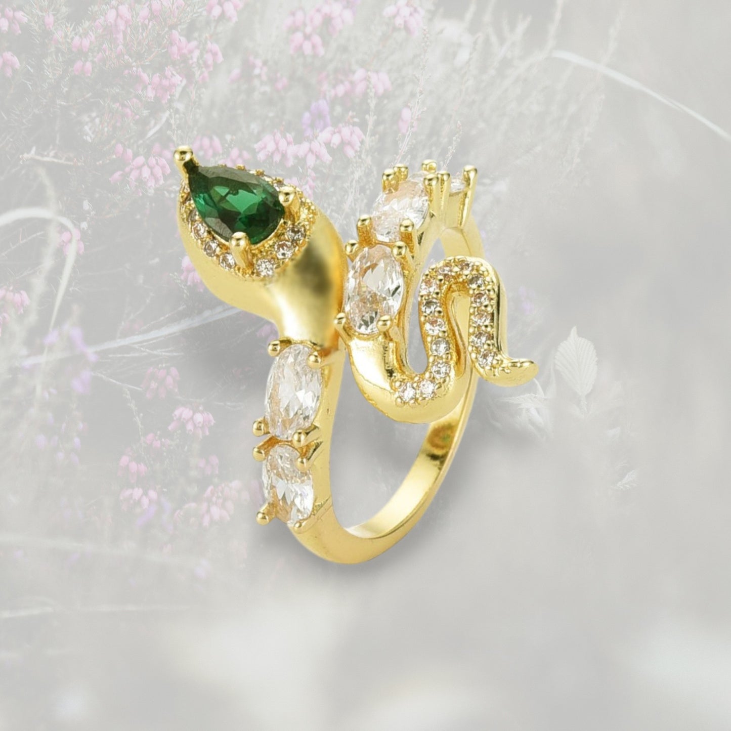 Anello Serpente con goccia in Zirconia Cubica verde placcato in oro
