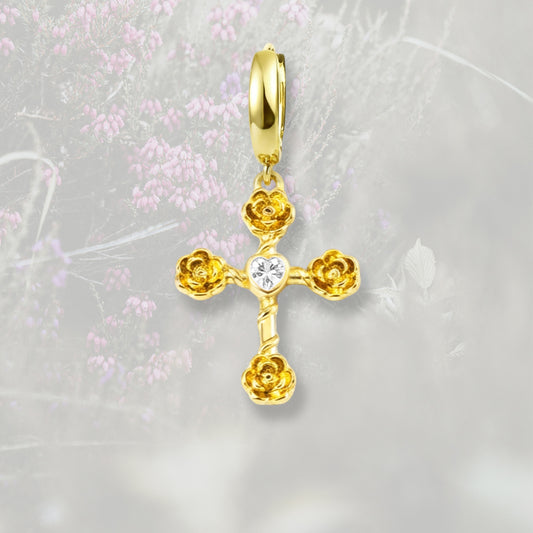 Orecchino a cerchietto liscio con Croce con roselline e Zirconia Cubica, placcato in oro 18k