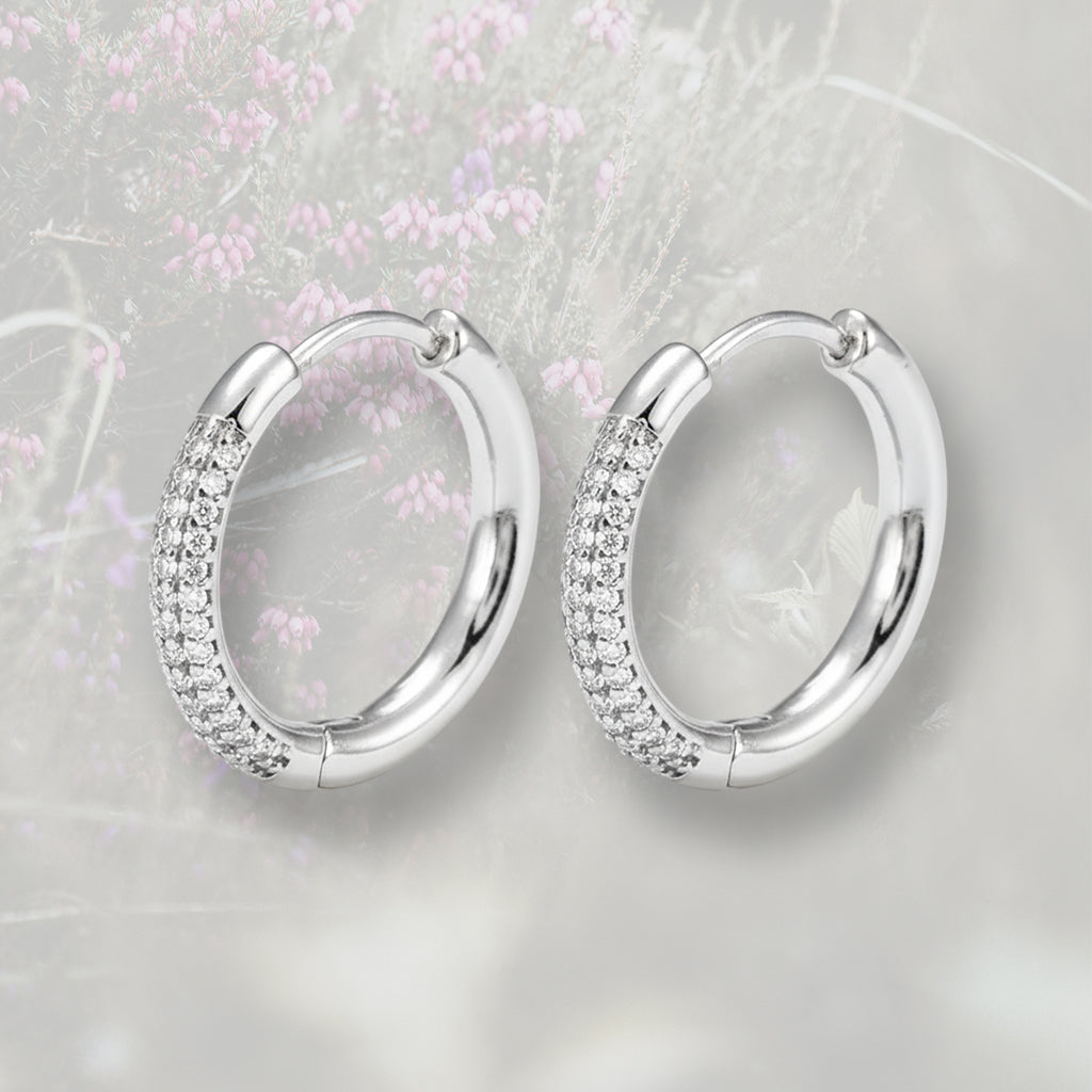 Orecchini a cerchietto con pavè di Zirconia Cubica, placcato in oro 18k o platino