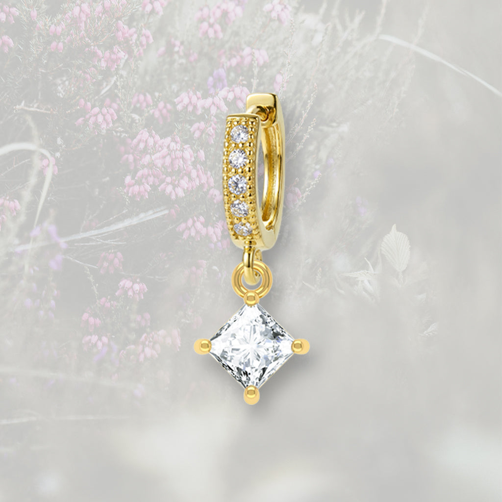 Orecchino a cerchietto con ciondolino in Zirconia Cubica taglio princess, placcato in oro 18k