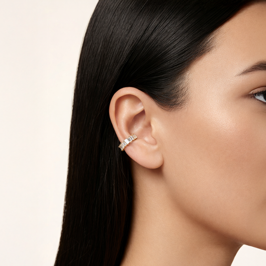 Earcuff placcato in oro 18k e Zirconia Cubica taglio baguette