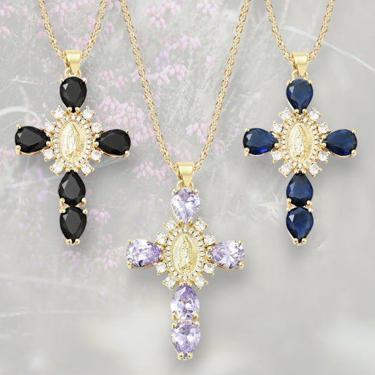 Collana con Croce pendente misura grande, con Zirconia Cubica colorata placcata in oro