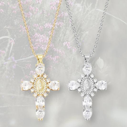 Collana con Croce pendente misura grande, con Zirconia Cubica placcata in oro o platino