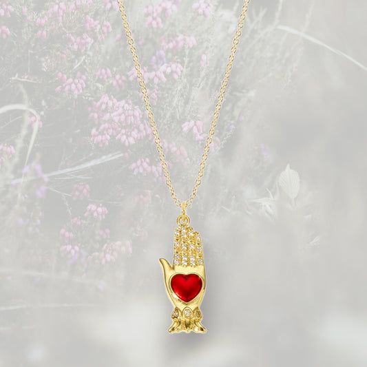 Collana con Mano di Fatima e cuore placcata in oro e smalto rosso con Zirconia Cubica