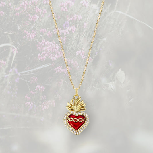 Collana con ciondolino Cuore Sacro / Ex Voto placcata in oro e smalto rosso con contorno in Zirconia Cubica