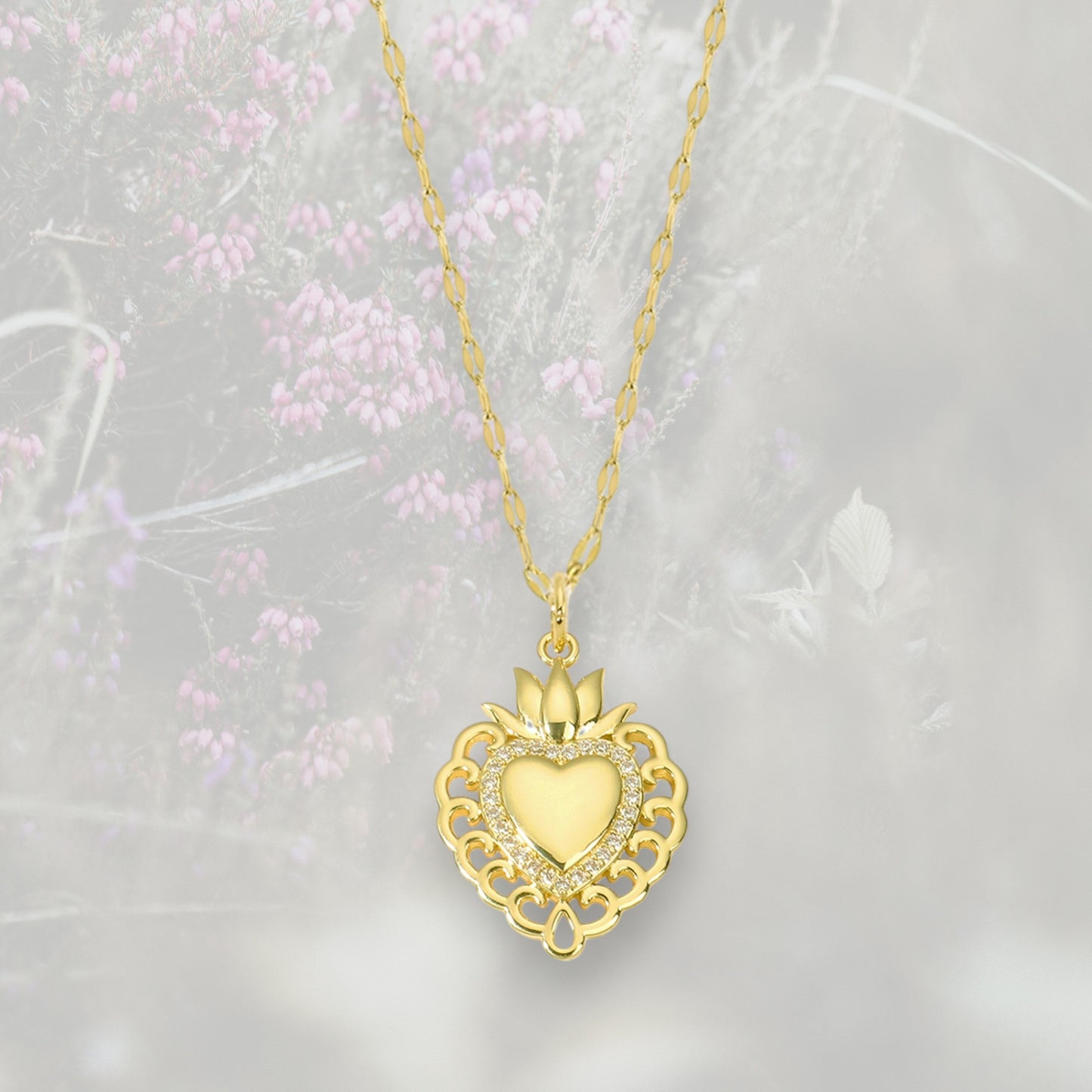 Collana pendente Cuore Sacro / Ex Voto placcata in oro con contorno in Zirconia Cubica