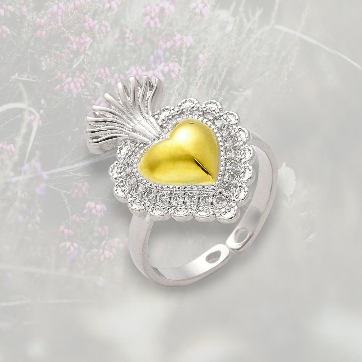 Anello Cuore Sacro / Ex Voto in ottone placcato in platino e oro al centro