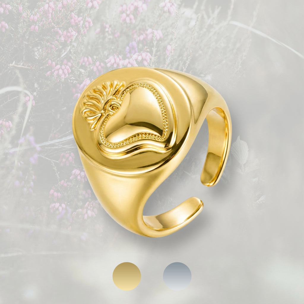 Anello Sigillo con Cuore Sacro / Ex Voto placcato in oro 18k o platino