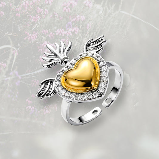 Anello Cuore Sacro / Ex Voto con ali in ottone placcato in platino e oro 18k al centro