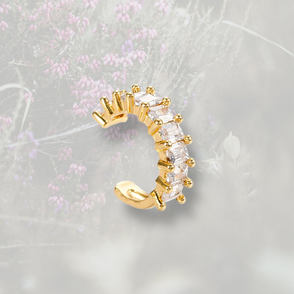 Earcuff placcato in oro 18k e Zirconia Cubica taglio baguette